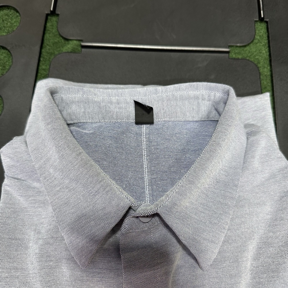 Lululemon Shirt XL Blue Commission Qwick Oxford Smart Casual Office Performance - Picture 6 of 10